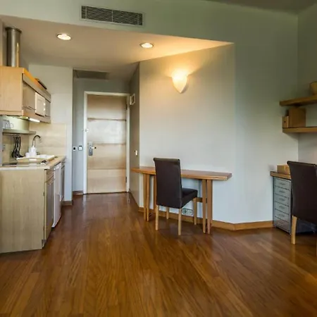 Hotel Taxim Residences 4*