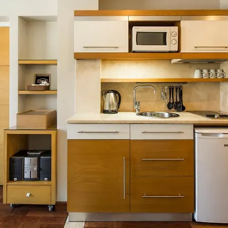 Ξενοδοχείο Taxim Residences 4*