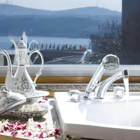 Otel Taxim Suites&residences 4*