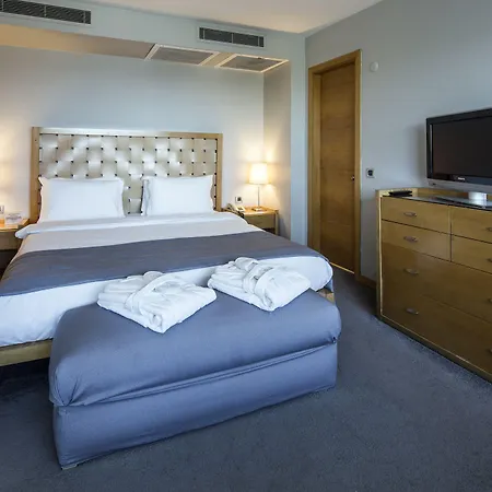 Taxim Residences 4*