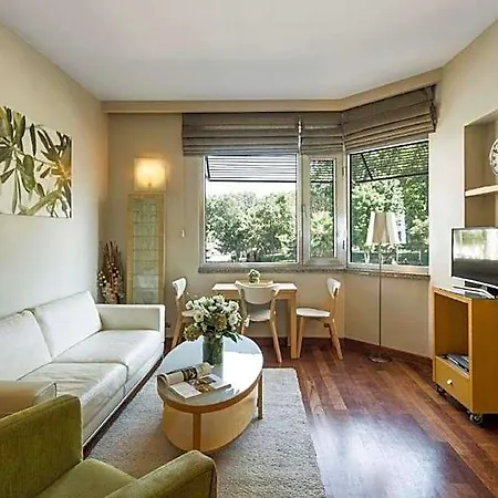 Отель Taxim Residences Стамбул