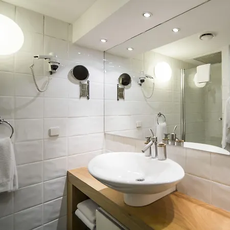 Taxim Residences 4*