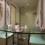 Hotel Taxim Residences