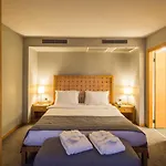 Taxim Residences 4*